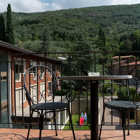 Garda Family House Ξενοδοχείο